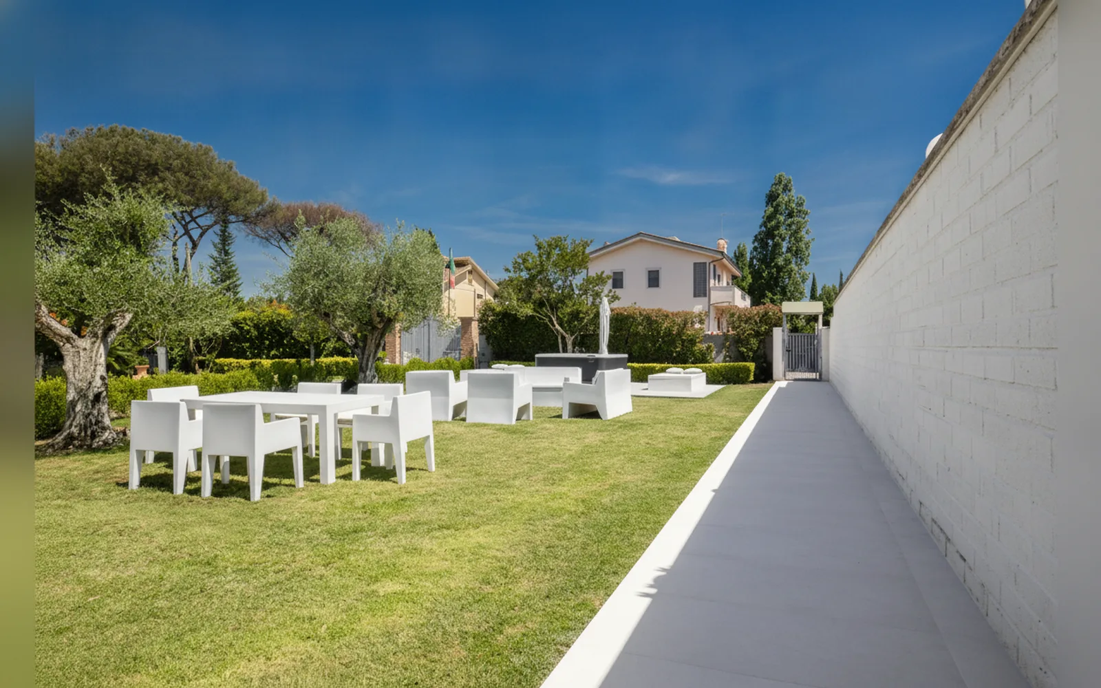 Esterni di Villa Karina, Roma (Lazio) (foto 27)