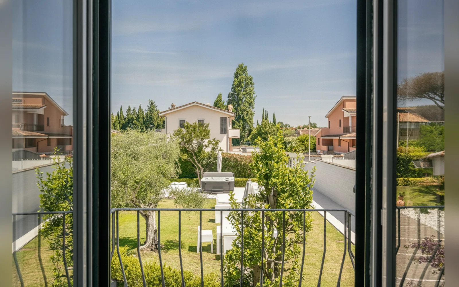 Esterni di Villa Karina, Roma (Lazio) (foto 35)